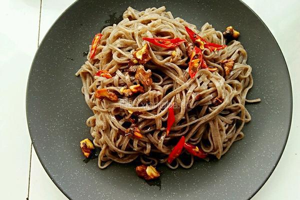 凉拌荞面的做法图解10