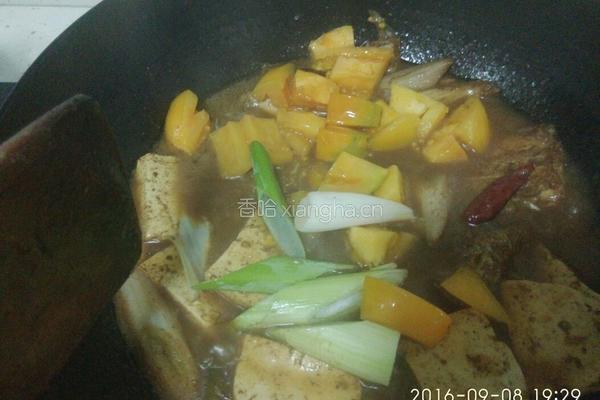 带鱼炖豆腐的做法图解11