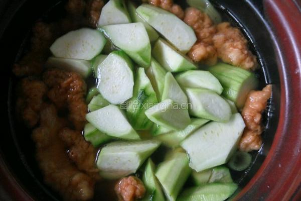 丝瓜酥肉汤的做法图解10