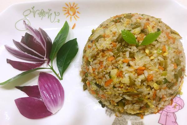 酸菜炒花饭的做法图解10