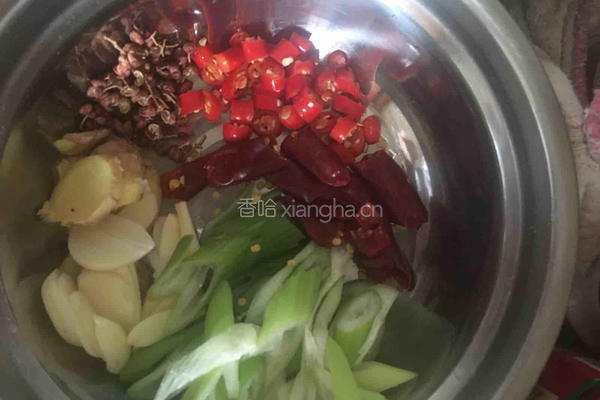 自制麻辣香锅的做法图解3