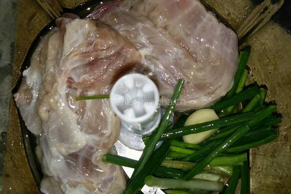 鲜肉鸡蛋汤的做法图解1