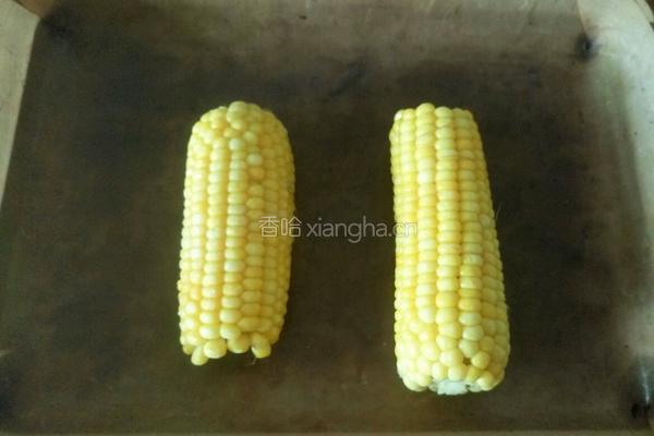 黄油烤玉米的做法图解1