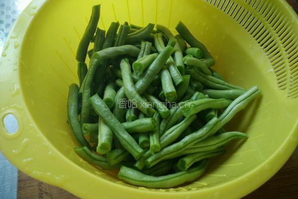 四季豆烧排骨的做法图解5