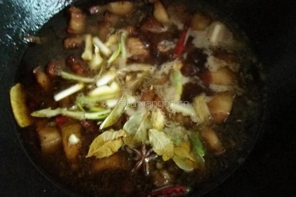 红烧肉炖土豆的做法图解6