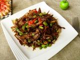 咸鱼炒毛豆的做法[图]