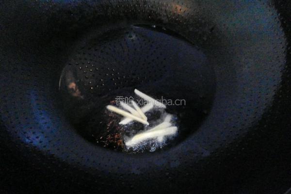 蒜薹炒豆干的做法图解3