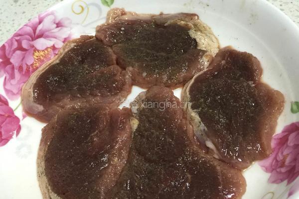 儿童牛排的做法图解1