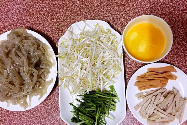 炒红薯粉的做法图解3
