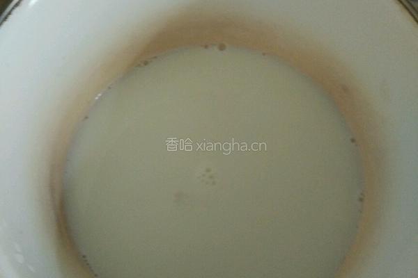 鲜奶冰淇淋的做法图解4