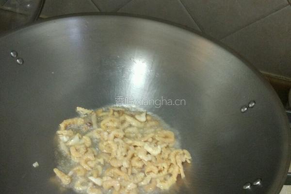 韭菜炒小河虾的做法图解3