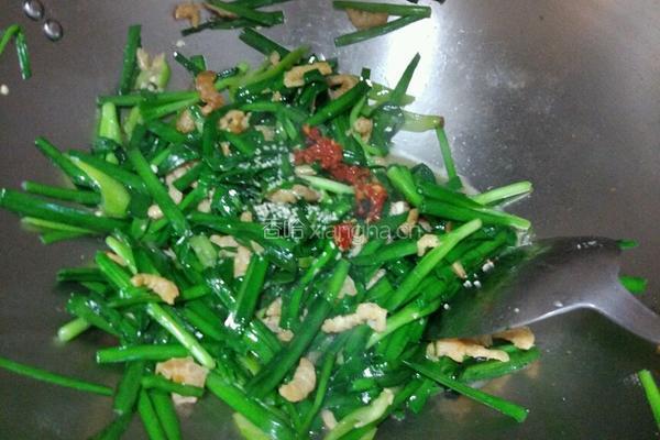韭菜炒小河虾的做法图解6