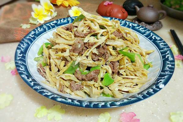干笋烧牛肉的做法图解9