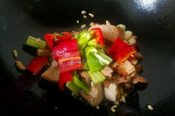 香菇炒牛肉的做法图解11