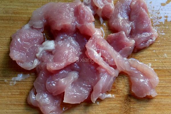 红枣瘦肉汤的做法图解2