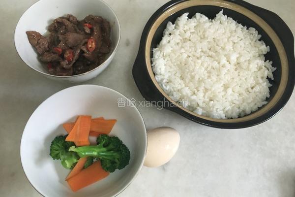 牛肉煲仔饭的做法图解5