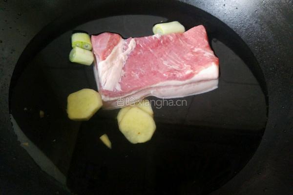 胡萝卜回锅肉的做法图解4