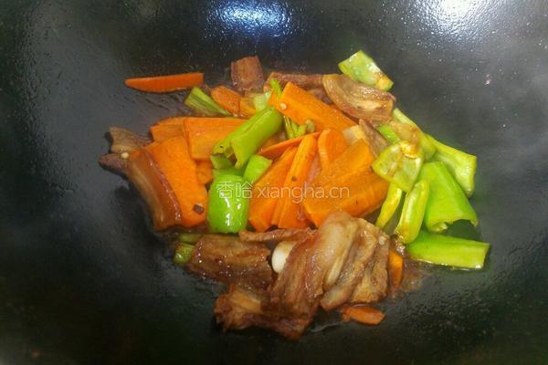 胡萝卜回锅肉的做法图解8