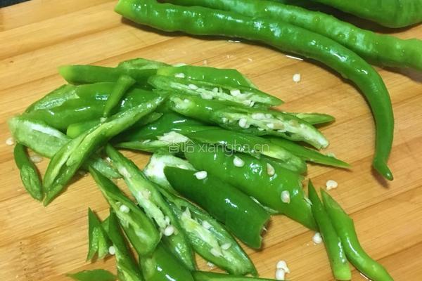 小炒牛肉片的做法图解1