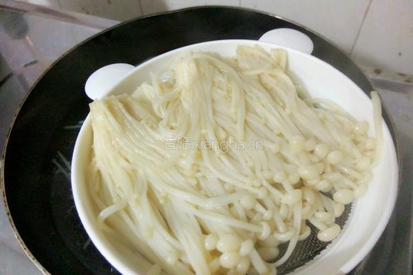 捞汁金针菇的做法图解8