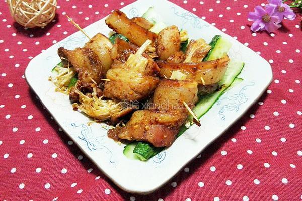 金针菇五花肉卷的做法图解7