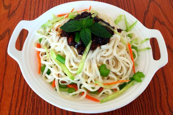 肉酱拌面的做法图解10