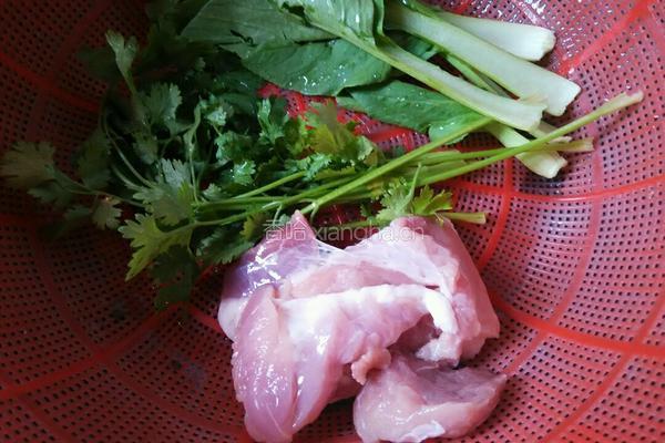 肉丸子面条的做法图解1
