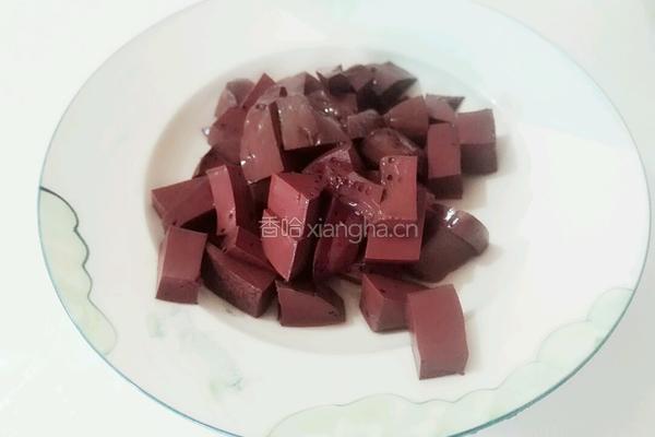 猪血豆腐汤的做法图解3