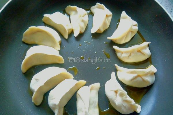 生煎水饺的做法图解12