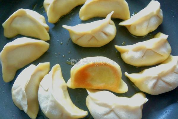 生煎水饺的做法图解13
