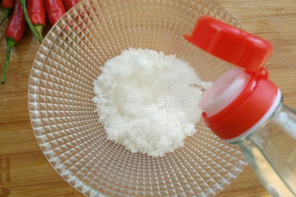 酸辣萝卜条的做法图解6