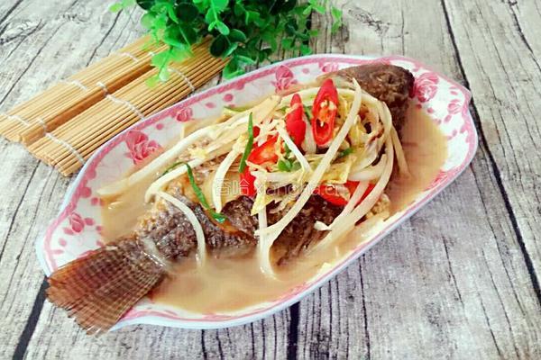 软烧鲫鱼