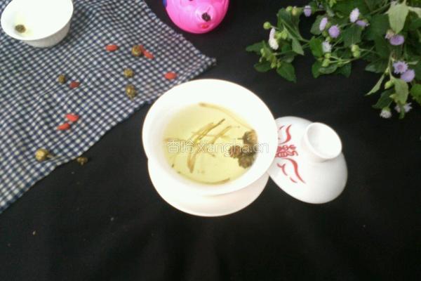 菊花金银花茶的做法图解4