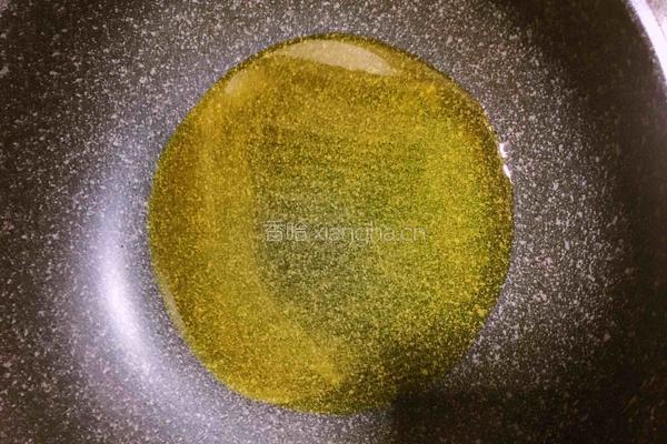 五彩黄金炒饭的做法图解5