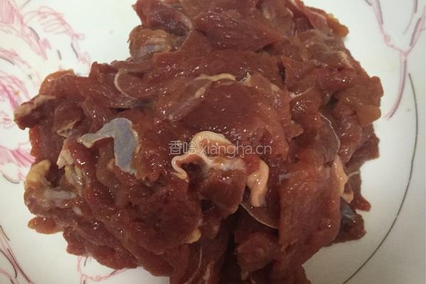 家常牛肉小炒的做法图解1