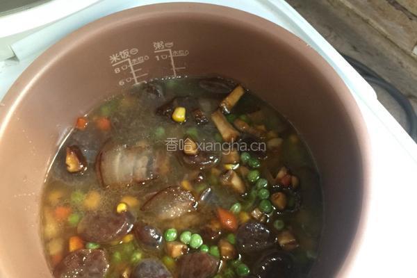 香菇青豆腊肠饭的做法图解5