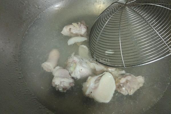 松茸煲鸡汤的做法图解2