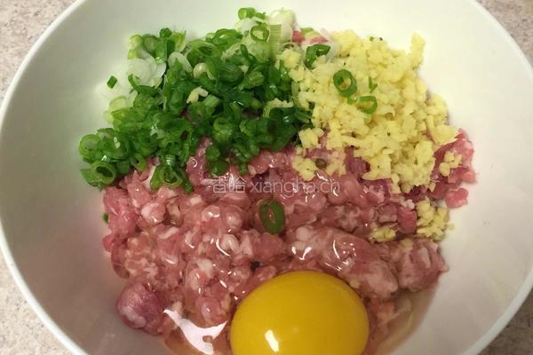 【油面筋塞肉】上海风味的做法图解2