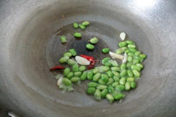 臭豆腐烧毛豆的做法图解5