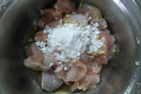 鸡腿肉烧茄子的做法图解4