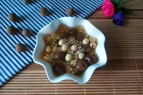 桂圆莲子汤的做法图解8