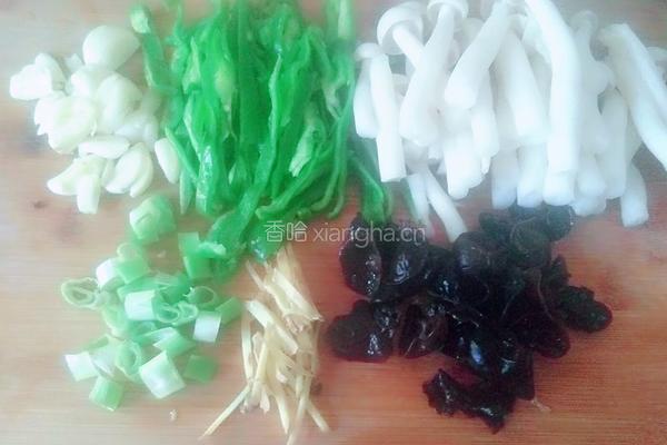 海鲜茹炒鸡腿肉的做法图解4