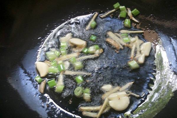 海鲜茹炒鸡腿肉的做法图解6