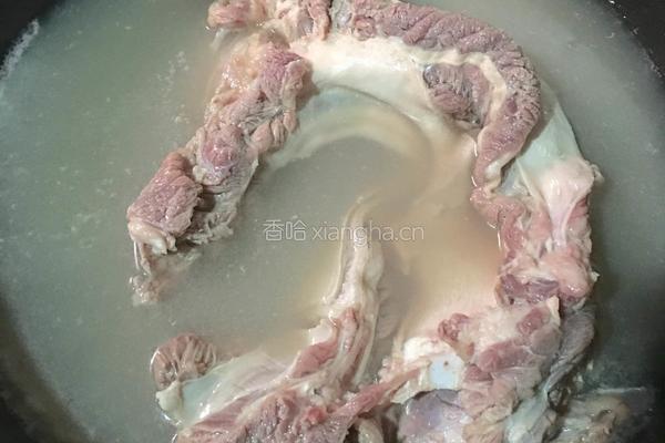 卤牛腩的做法图解2