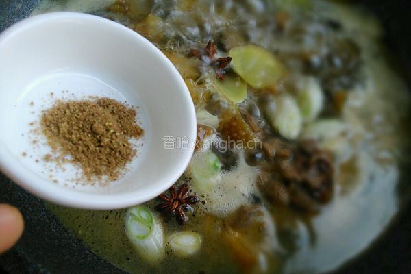 小鸡蘑菇炖粉条的做法图解12