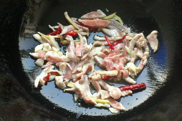 肉炒小白菜的做法图解3