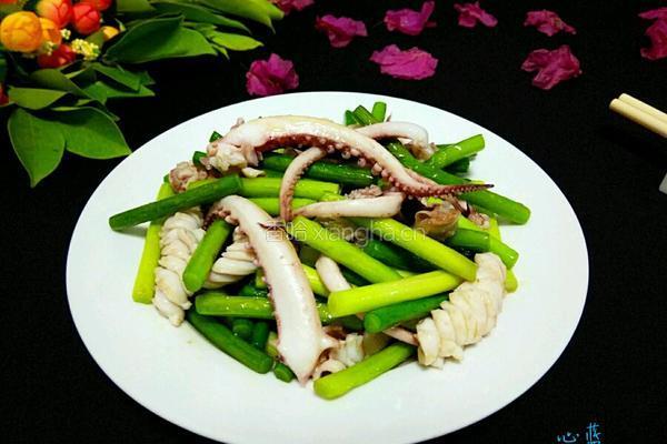 蒜苔鱿鱼的做法图解10