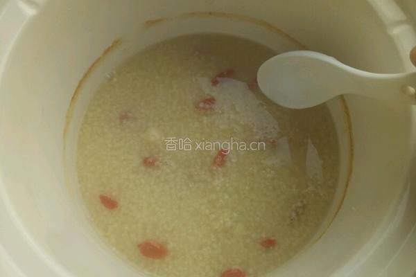 莲子小米粥的做法图解4