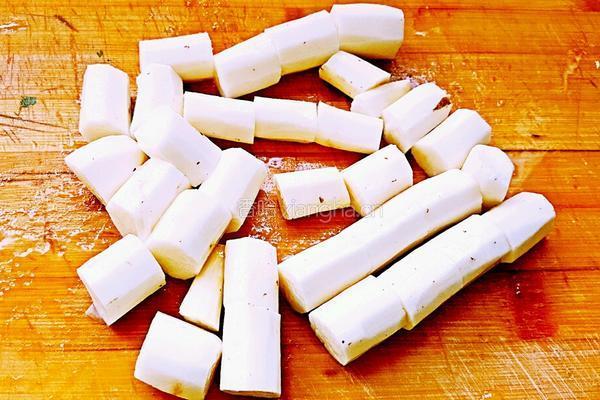 山药红枣粥的做法图解3