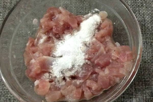 豆腐肉末汤的做法图解2